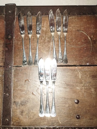 Couteaux poisson en metal - a,